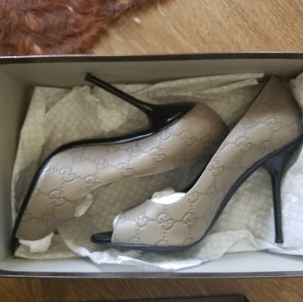 Pewter Gucci open toe heels with box